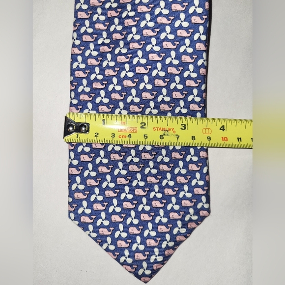 Vineyard Vines Whale Tie Blue Pink Made In USA 100% Silk - Picture 6 of 8